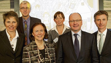 Jubiläumsfeier Gruppenbild jubelaeum-gruppenbild